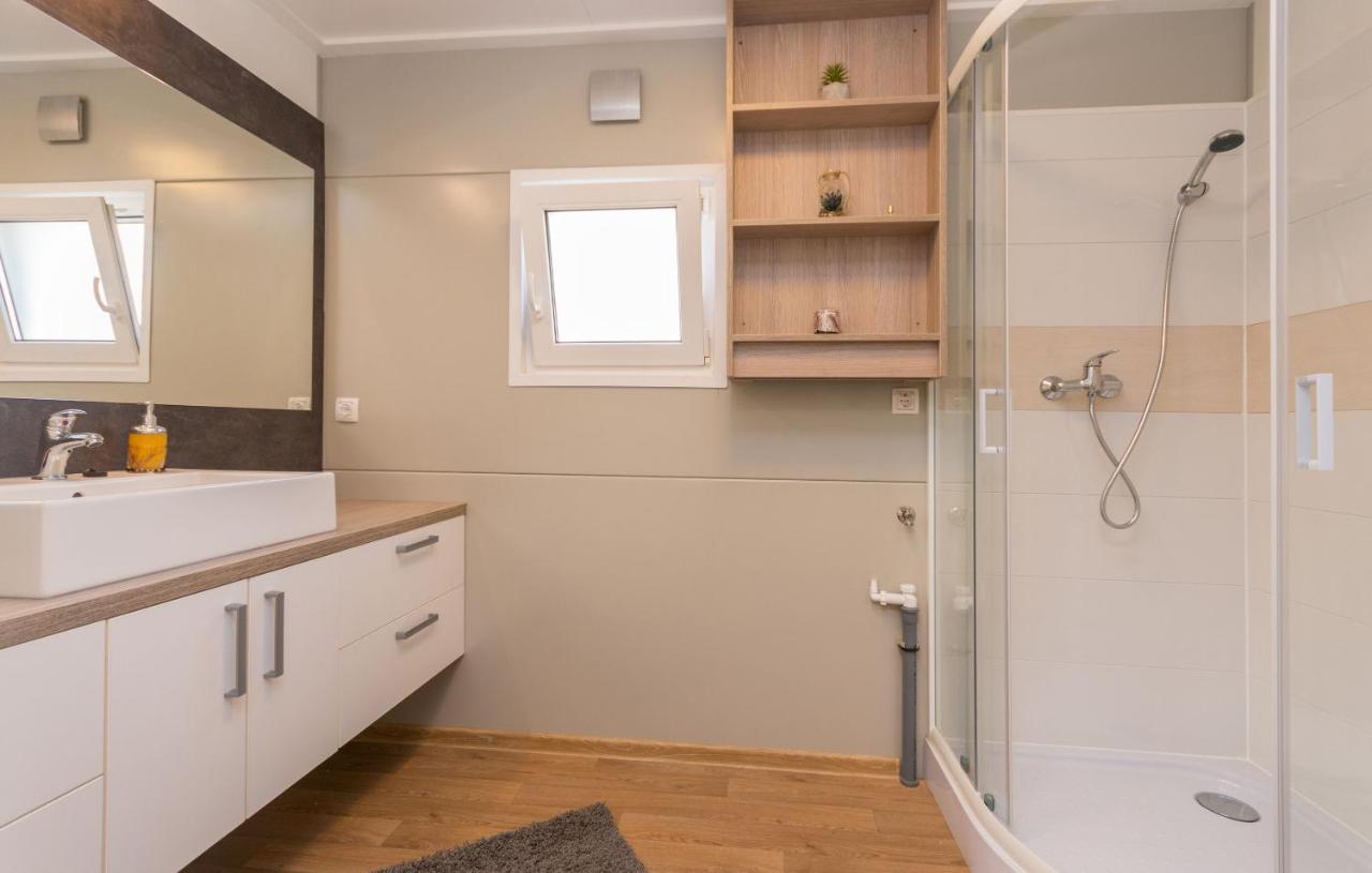 Mobile Home Rock Rose 1 Ткон Екстер'єр фото